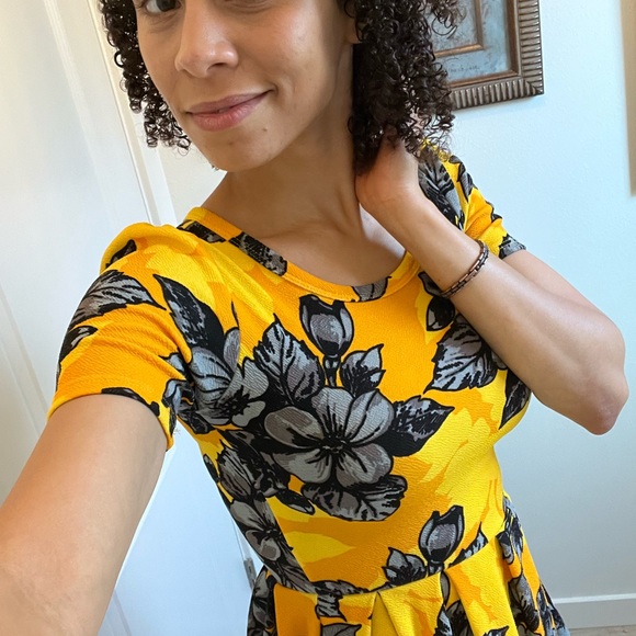 Meet your Posher, Faith - Picture 4 of 16